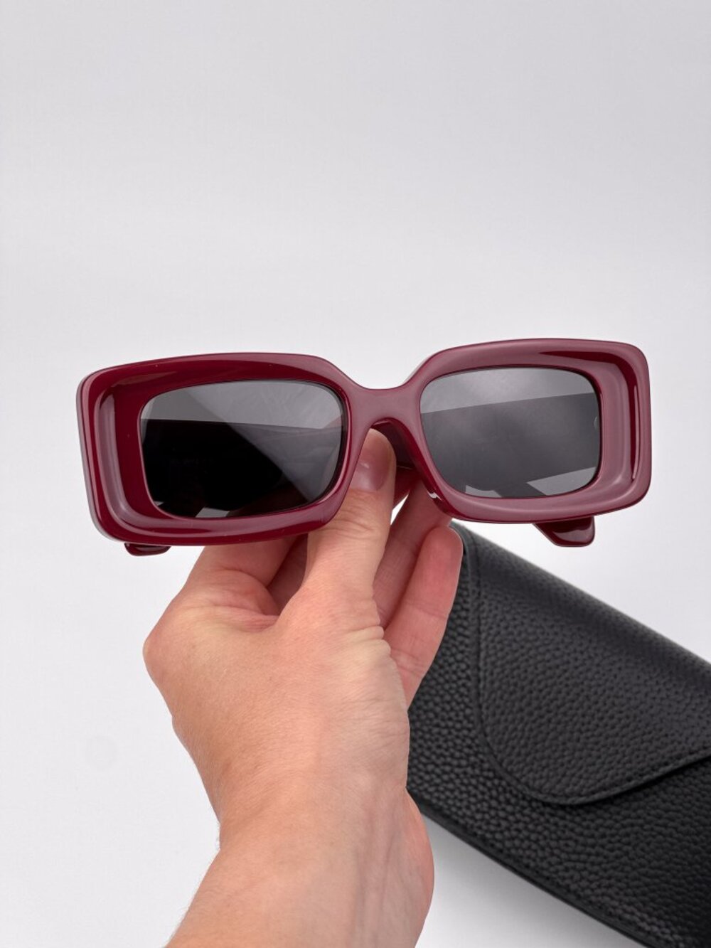 LOEWE LW40102F 66A RED BORDEAUX RECTANGULAR SUNGLASSES